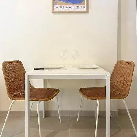 Renove, 5mn Plage, Terrasse, Clim, Velos *
